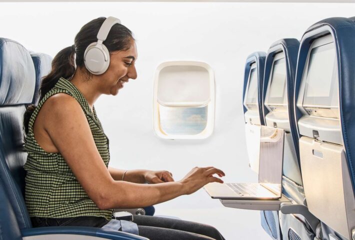 Best Noise-Canceling Headphones for Airplanes in 2025: Top Picks for Travelers